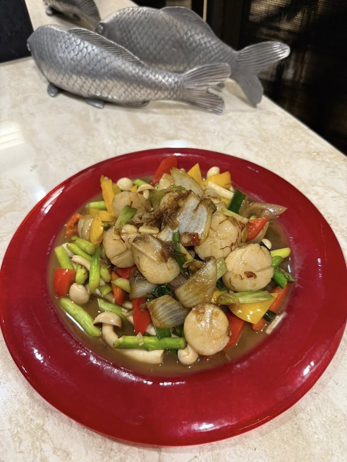 中式料理桌菜干貝